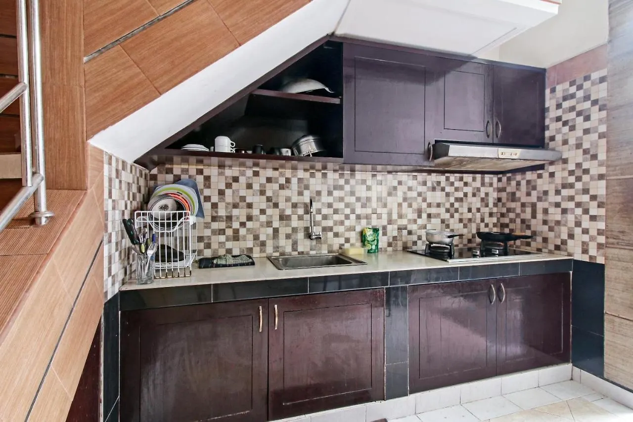 Hotel Oyo 90653 Balisee Guesthouse Kedonganan Jimbaran